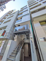 v20250617124959/fresh/building/J00100375251_11