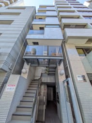 v20250617124959/fresh/building/J00100375251_12