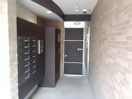 v20250618150706/fresh/building/J00100418496_6