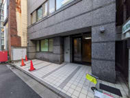 v20250625150905/fresh/building/J00100357104_9