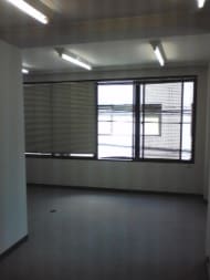 v20250714150702/fresh/building/J00100404748_5