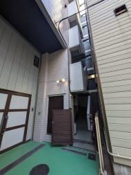 v20250715150905/fresh/building/J00100357107_8