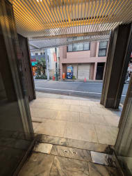 v20250715150905/fresh/building/J00100375093_9