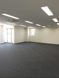 v20250715150905/fresh/building/J00100375196_15