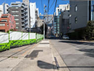 v20250716150801/fresh/building/J00100410988_17