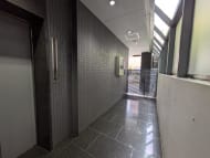 v20250822150702/fresh/building/J00100374714_11