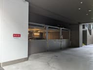v20250822150702/fresh/building/J00100633332_10