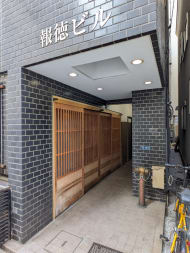 v20250828150706/fresh/building/J00100374085_17