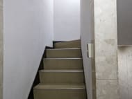 v20250831150547/fresh/building/J00100385084_13
