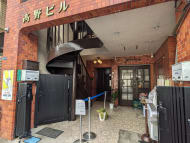 v20250831150547/fresh/building/J00100403365_7