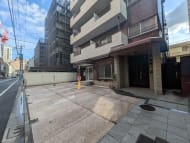 v20250903150709/fresh/building/J00100357042_13