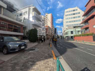 v20250903150709/fresh/building/J00100378335_13