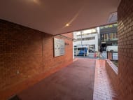 v20250903150709/fresh/building/J00100380494_11