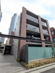 v20250903150709/fresh/building/J00100513516_5