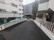 v20250906150552/fresh/building/J00100356927_8