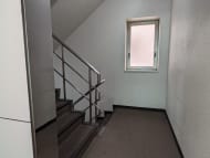 v20250906150552/fresh/building/J00100410801_19