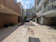 v20250907150605/fresh/building/J00100504653_9