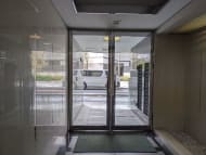 v20250908150804/fresh/building/J00100385978_17