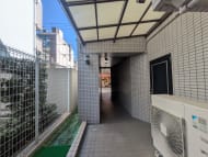 v20250909150707/fresh/building/J00100405318_11