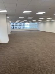v20250909150707/fresh/building/J00100411128_23