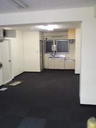 v20250911150707/fresh/building/J00100409328_9