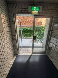 v20250912150807/fresh/building/J00100374964_9