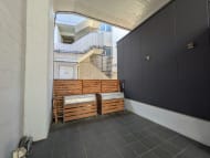 v20250912150807/fresh/building/J00100428648_9