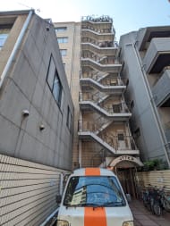 v20250913150703/fresh/building/J00100364907_10