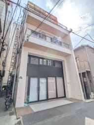 v20250913150703/fresh/building/J00100366965_9