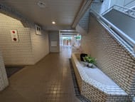 v20250913150703/fresh/building/J00100378044_11