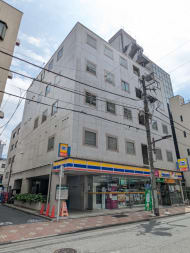 v20250913150703/fresh/building/J00100379752_5