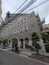 v20250913150703/fresh/building/J00100379772_7