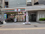 v20250913150703/fresh/building/J00100390534_7