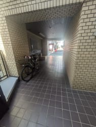 v20250913150703/fresh/building/J00100437445_8
