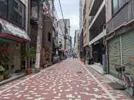 v20250913150703/fresh/building/J00100493499_2