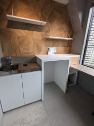 v20250914150604/fresh/building/J00100383772_37