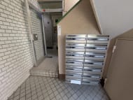v20250914150604/fresh/building/J00100438305_7