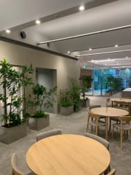 v20250914150604/fresh/building/J00100496709_32
