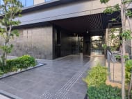 v20250916150804/fresh/building/J00100497043_3