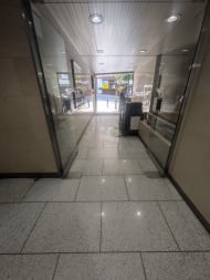 v20250918150711/fresh/building/J00100383585_9