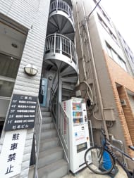 v20250919150704/fresh/building/J00100373505_15