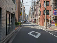 v20250919150704/fresh/building/J00100379323_13