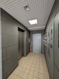 v20250919150704/fresh/building/J00100380721_25