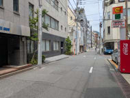 v20250919150704/fresh/building/J00100403128_12
