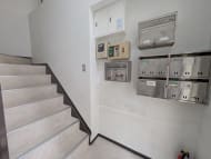 v20250920150703/fresh/building/J00100369811_4