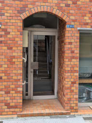 v20250920150703/fresh/building/J00100373408_3