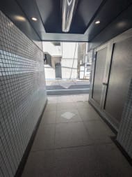 v20250920150703/fresh/building/J00100384184_9