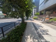 v20250920150703/fresh/building/J00100384199_9