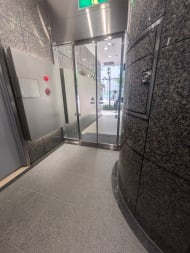 v20250924150708/fresh/building/J00100384245_8