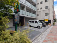 v20250924150708/fresh/building/J00100402946_9